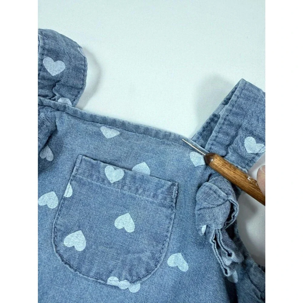 CARTERS Baby Girl Chambray Romper 9M Blue Heart Print Sweet‎ Cottagecore Summer